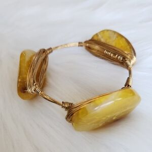 Gold wire wrapped agate gem stone bangle bracelet